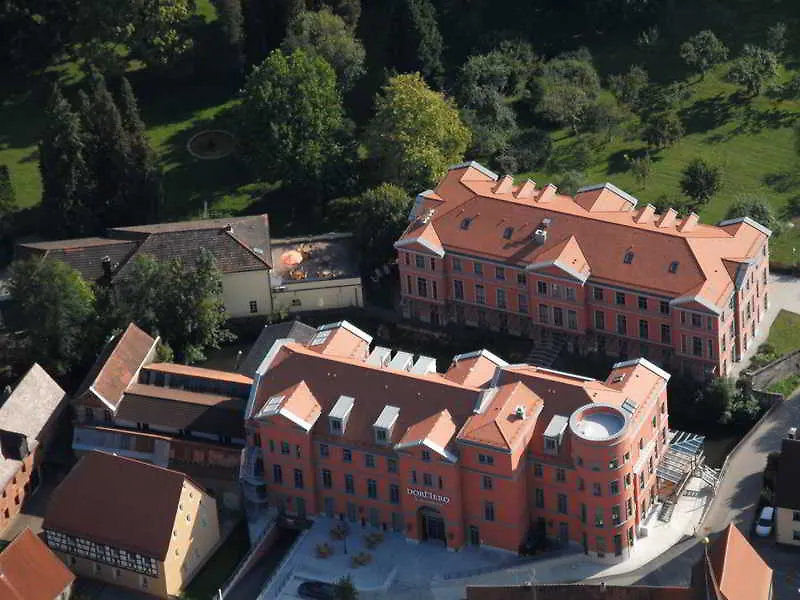DORMERO Schlosshotel Reichenschwand 4*,